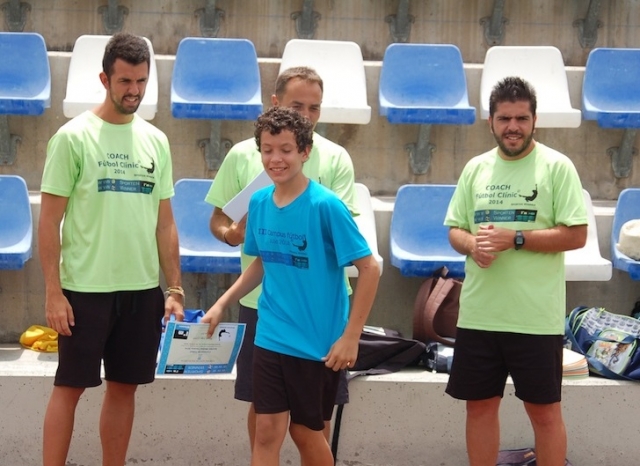  Participantes do campus de futebol 
